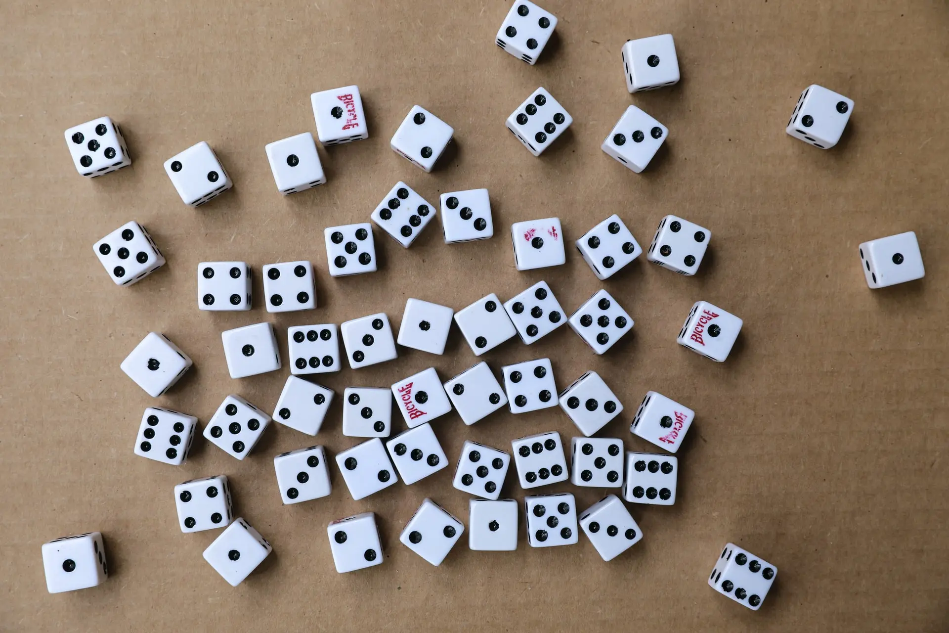featured-dados.webp